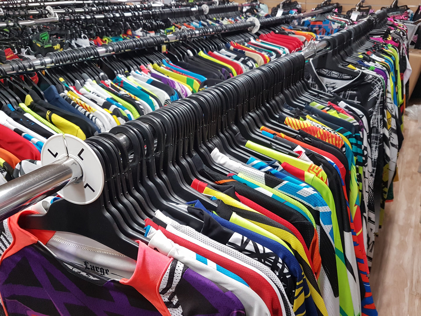 3x JERSEYS - SALE - Size Mens LARGE